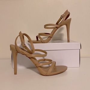 Steve Madden Fauna Natural Sandal/Heel size 9